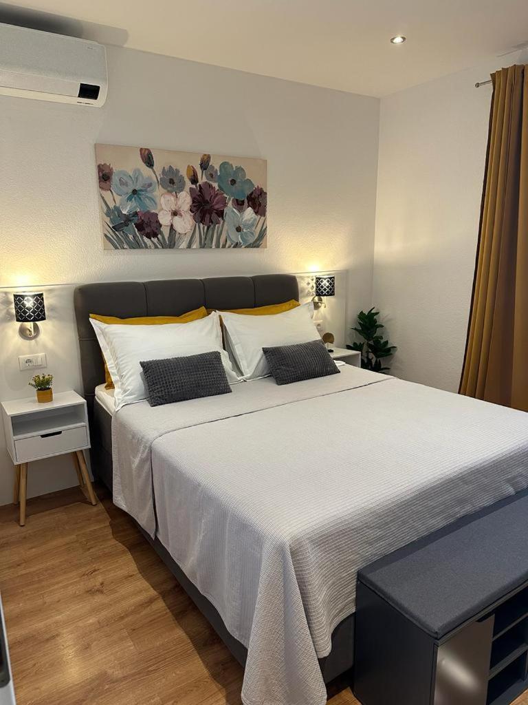 Apartmani Vice Brela Esterno foto