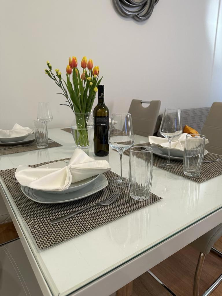 Apartmani Vice Brela Esterno foto